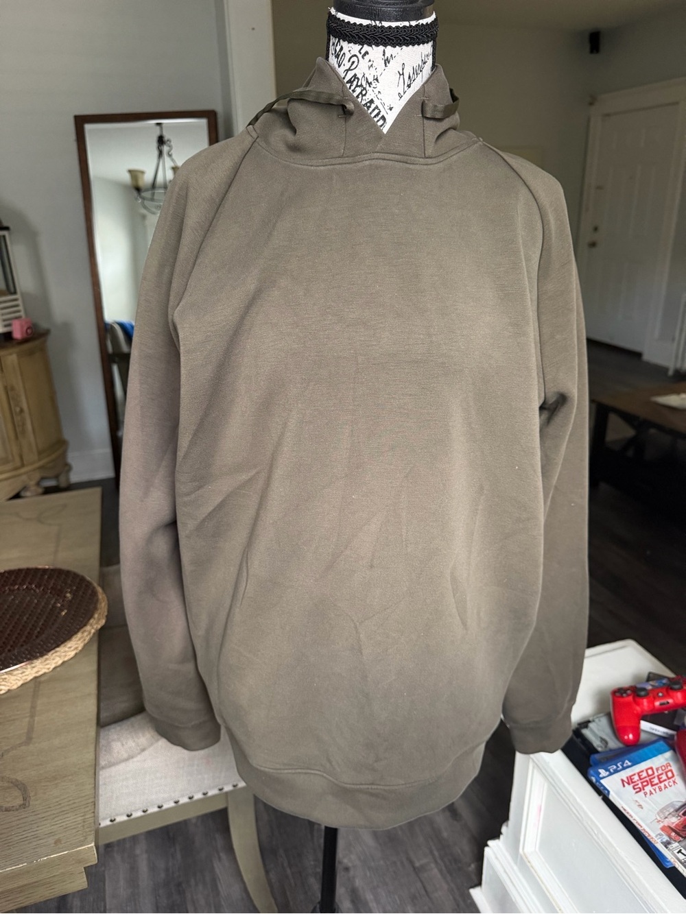 lululemon athletica Men's Olive Crewneck Hoodie